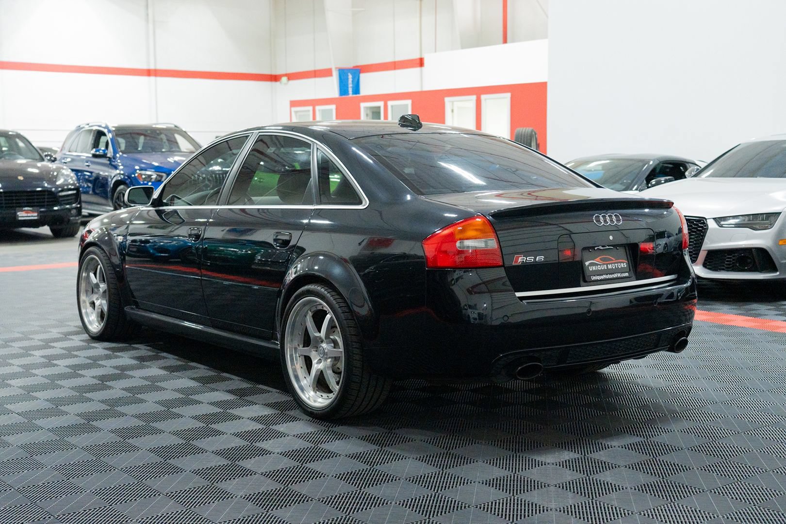 Used 2003 Audi RS 6 AWD/4WD image 4