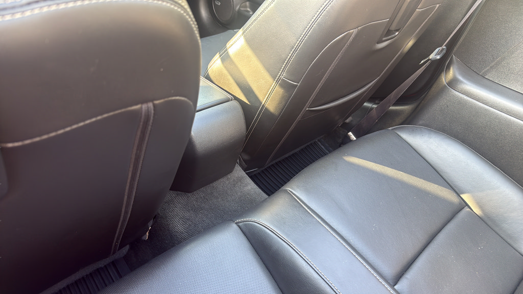 Used 2011 Chevrolet Camaro SS w/ LPO, Ground Effects Package RWD image 22