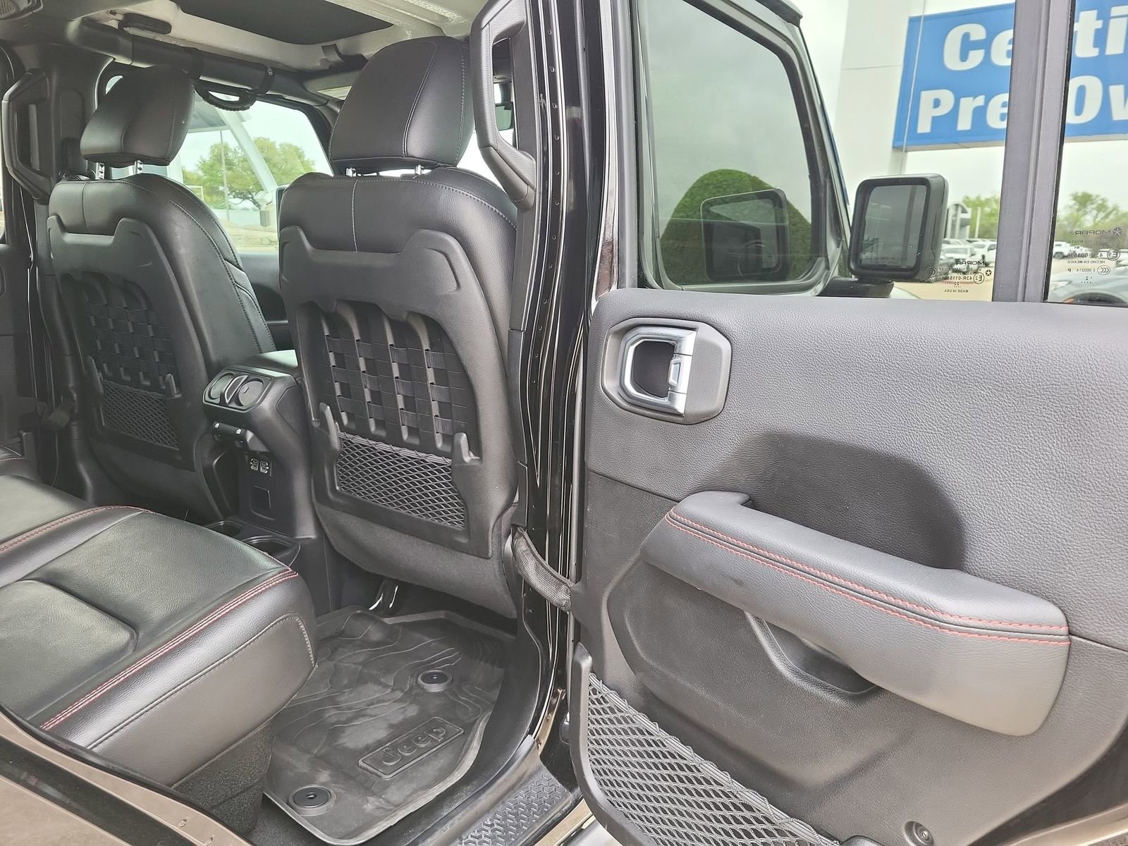 Used 2022 Jeep Gladiator Rubicon w/ Trailer Tow Package image 27