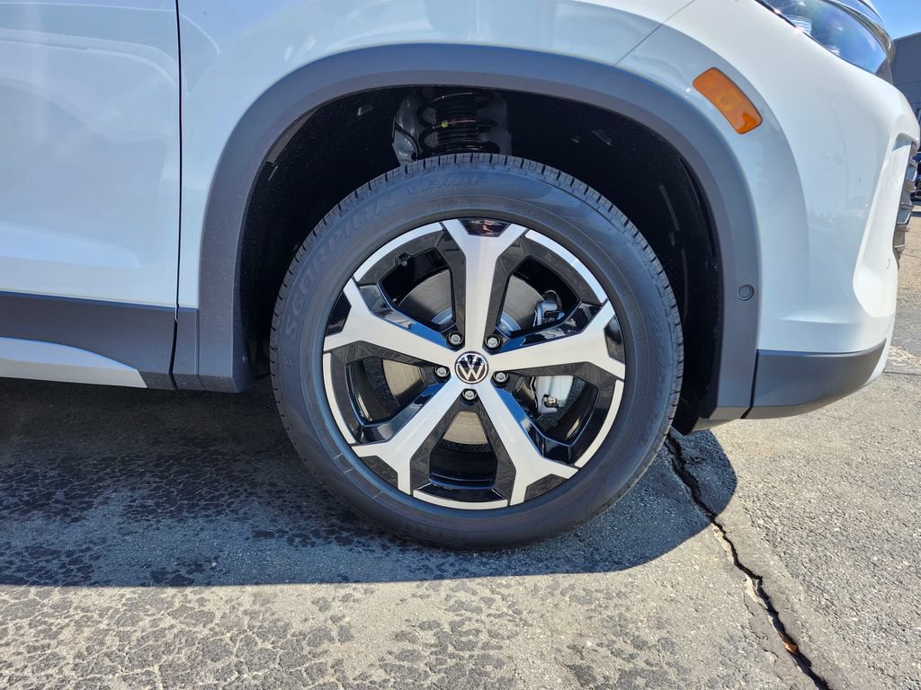 New 2026 Volkswagen Tiguan SE AWD/4WD image 14