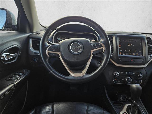 Used 2016 Jeep Cherokee High Altitude w/ Luxury Group image 10