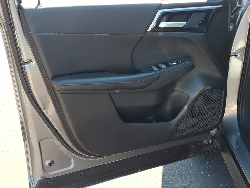 Used 2024 Mitsubishi Outlander SE FWD image 16