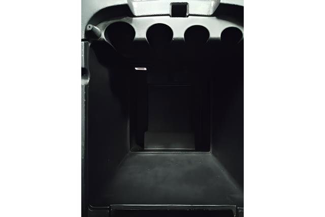 Used 2012 Dodge Challenger R/T image 16