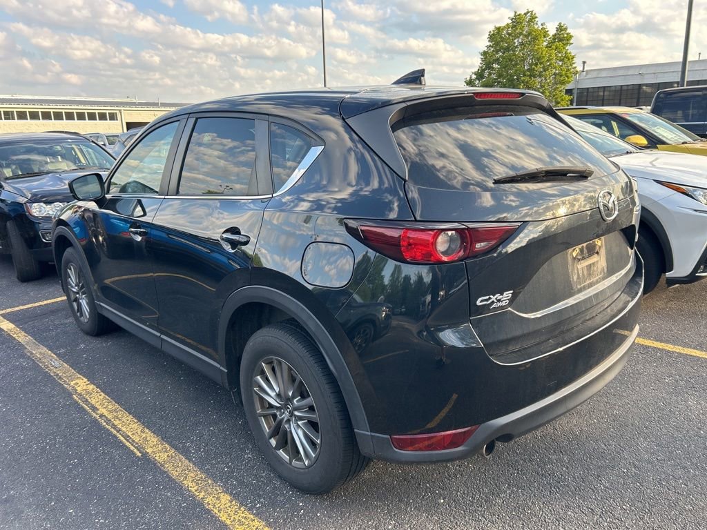 Used 2017 MAZDA CX-5 Touring w/ Preferred Equipment Package AWD/4WD image 9