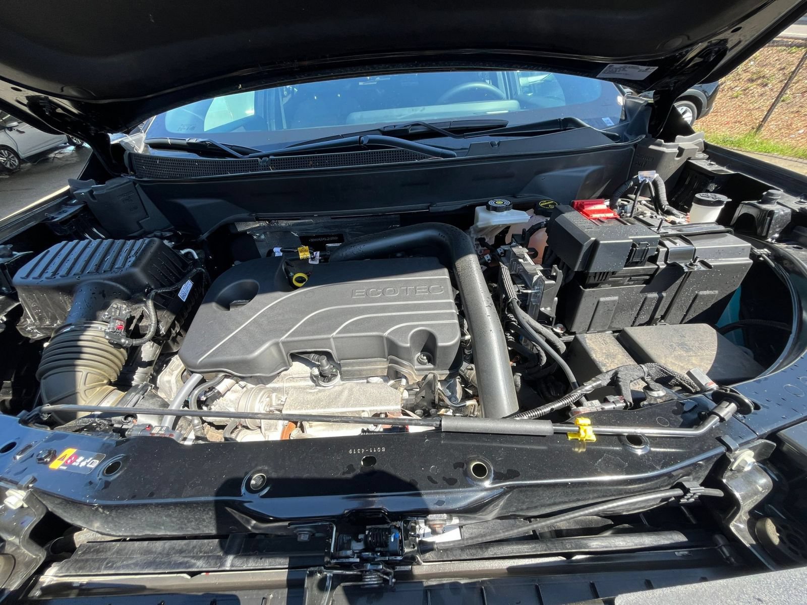 Used 2025 Chevrolet Equinox LT FWD image 33