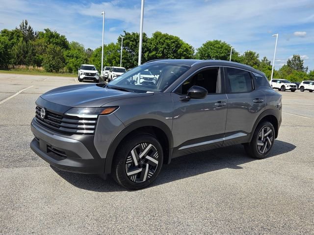 New 2026 Nissan Kicks SV image 3