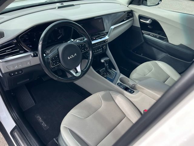 Certified 2022 Kia Niro EX Premium FWD image 15