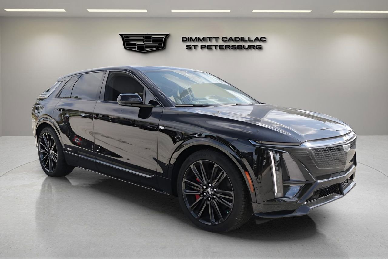 New 2026 Cadillac Lyriq V image 7