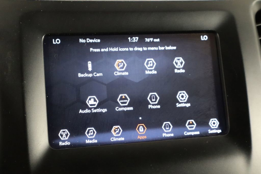 Used 2019 Jeep Cherokee Latitude Plus w/ Comfort/Convenience Group AWD/4WD image 34