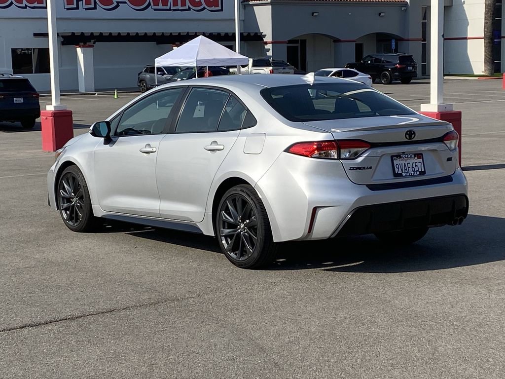 Certified 2025 Toyota Corolla SE image 4