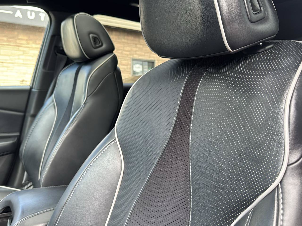 Used 2019 Acura RDX w/ Advance Package AWD/4WD image 26
