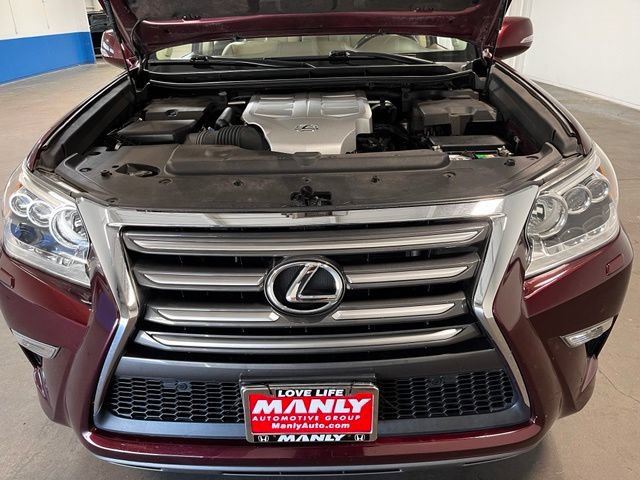 Used 2017 Lexus GX 460 Premium w/ Premium Package AWD/4WD image 9