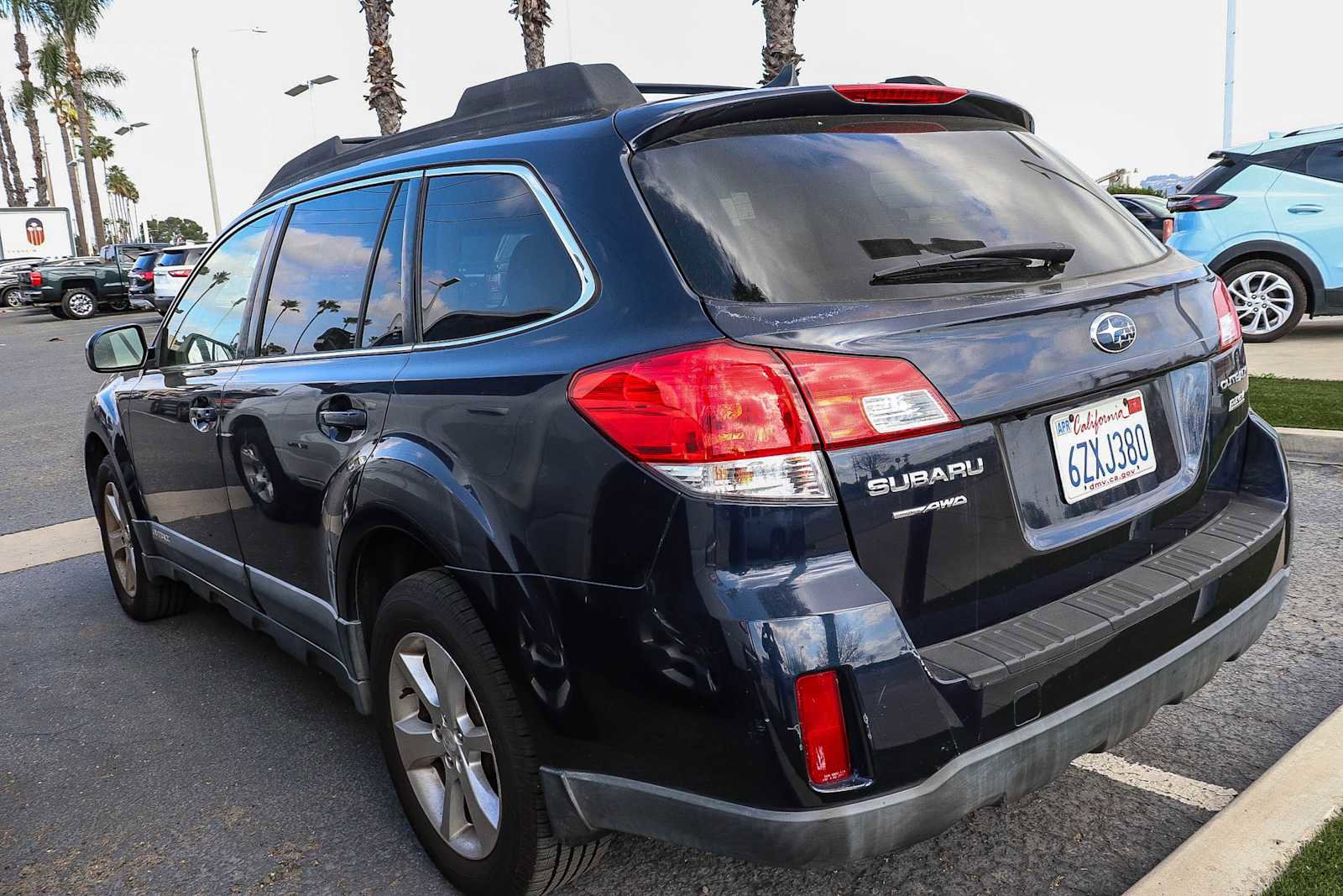 Used 2013 Subaru Outback 2.5i Limited image 7