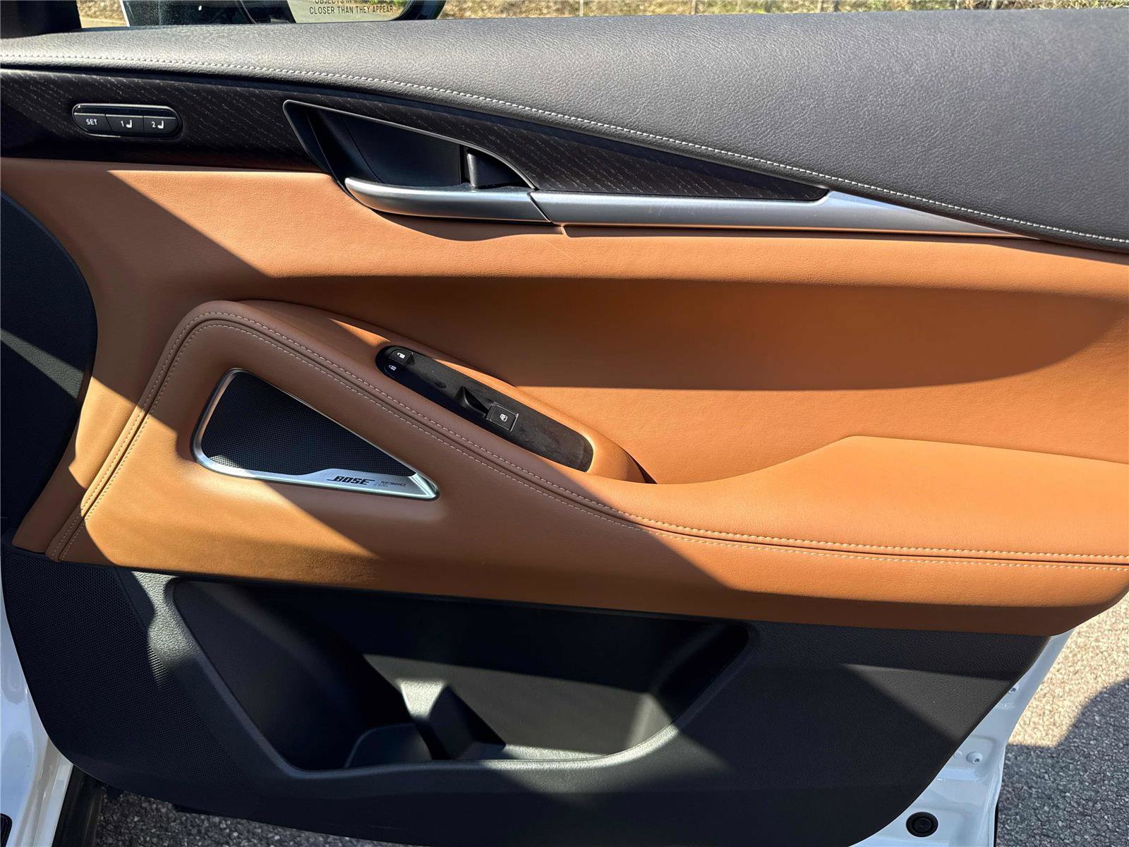 Certified 2025 INFINITI QX60 Sensory image 25