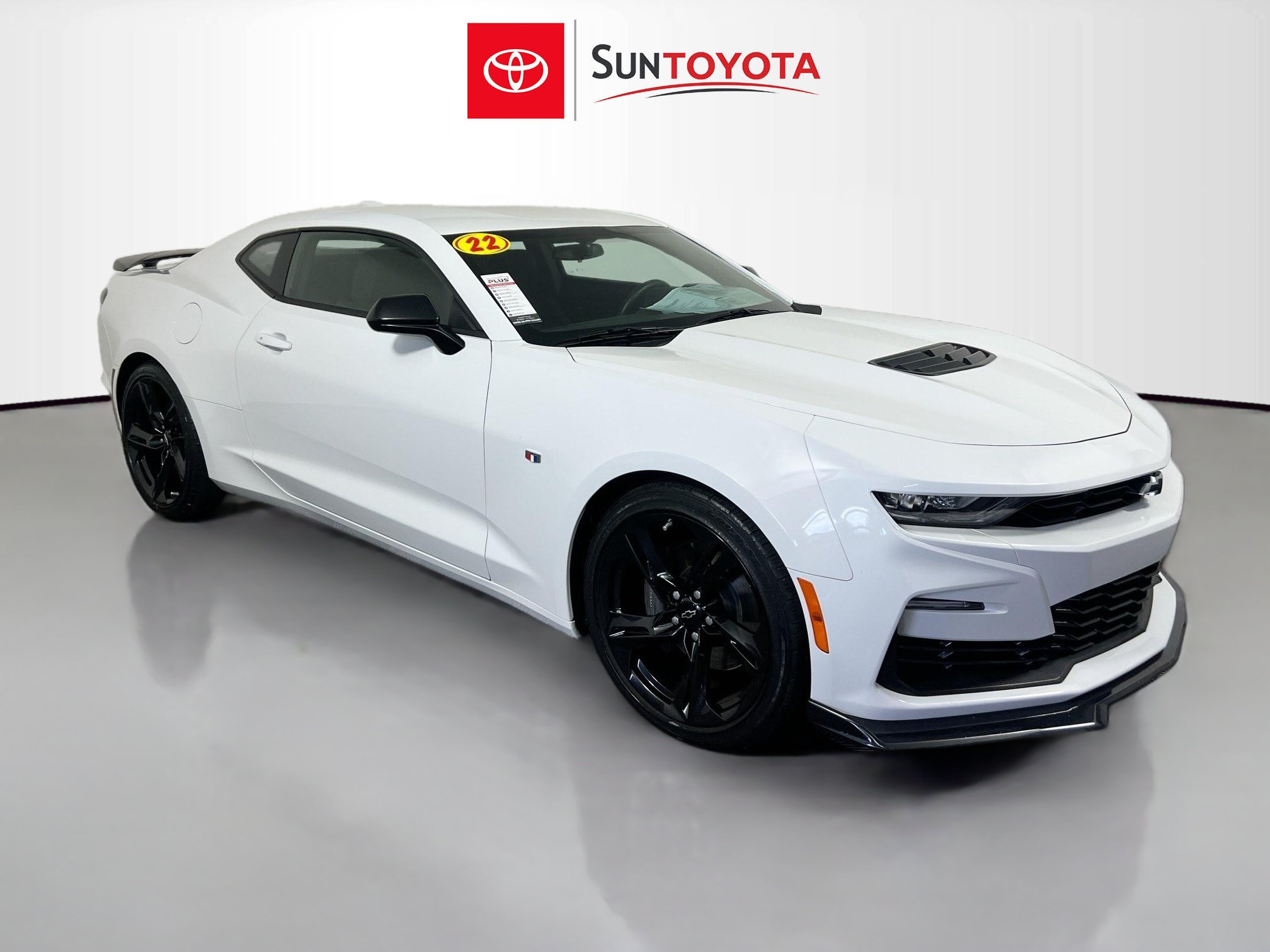 Used 2022 Chevrolet Camaro SS RWD image 1