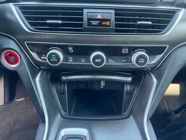 Used 2018 Honda Accord Hybrid image 11
