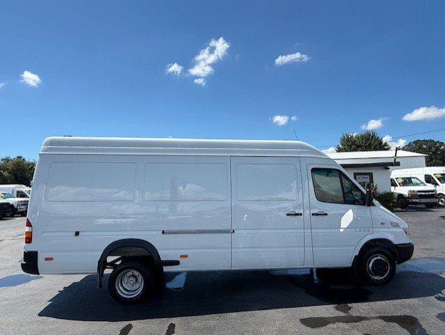 Used 2005 Dodge Sprinter 3500 w/ PWR Convenience Group image 5