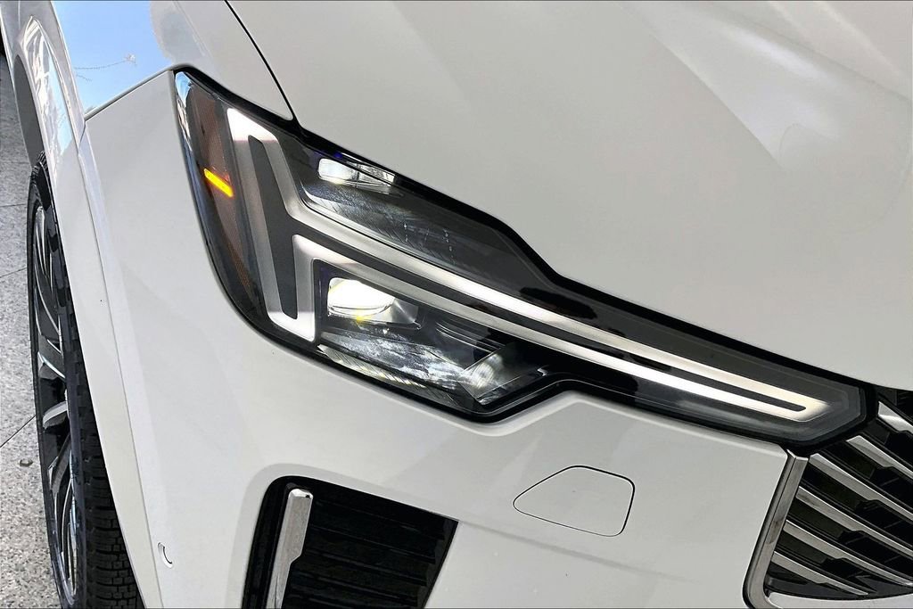New 2026 Volvo XC90 B6 Ultra w/ Protection Package Premier image 36