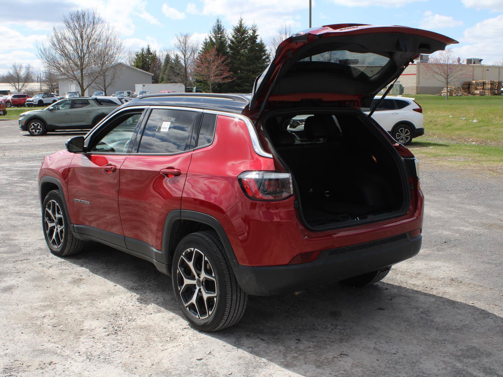 Used 2025 Jeep Compass Limited AWD/4WD image 7