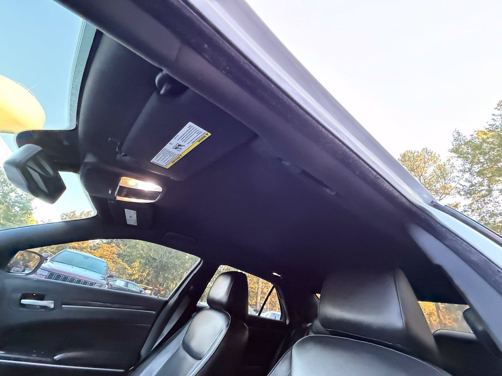 Used 2014 Chrysler 300 C RWD image 45