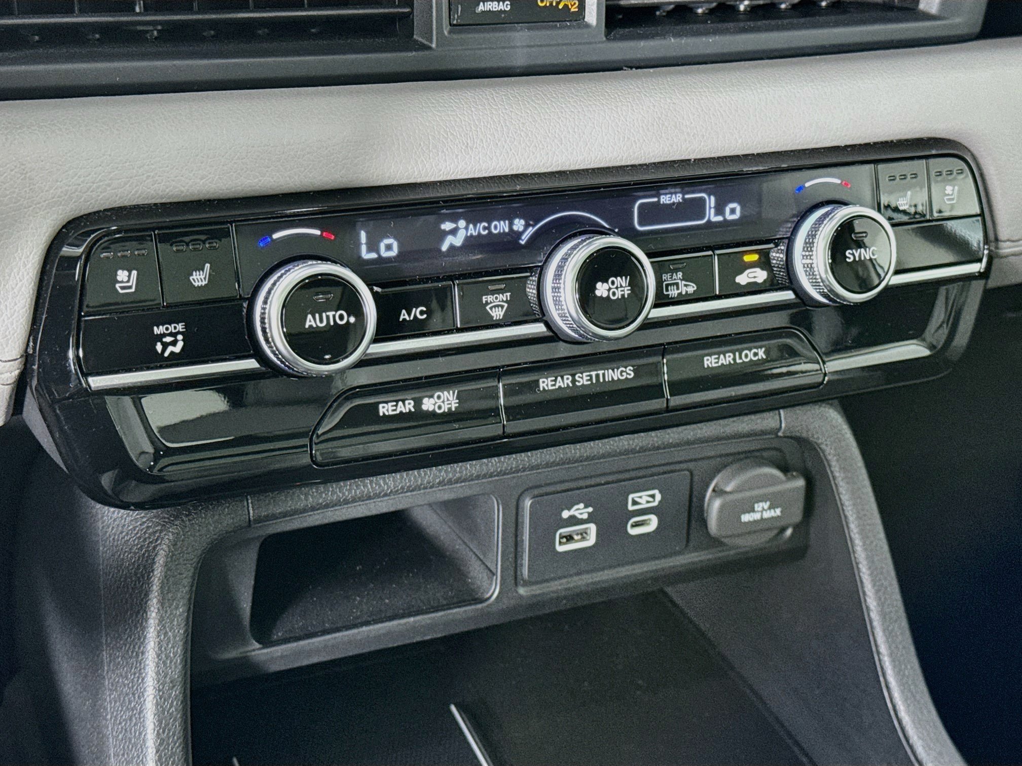 Certified 2024 Honda Pilot Elite image 16