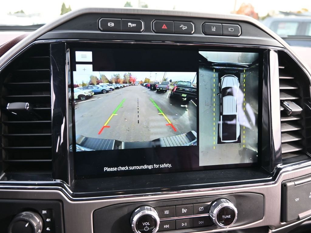 Used 2022 Ford F450 Platinum w/ FX4 Off-Road Package image 27