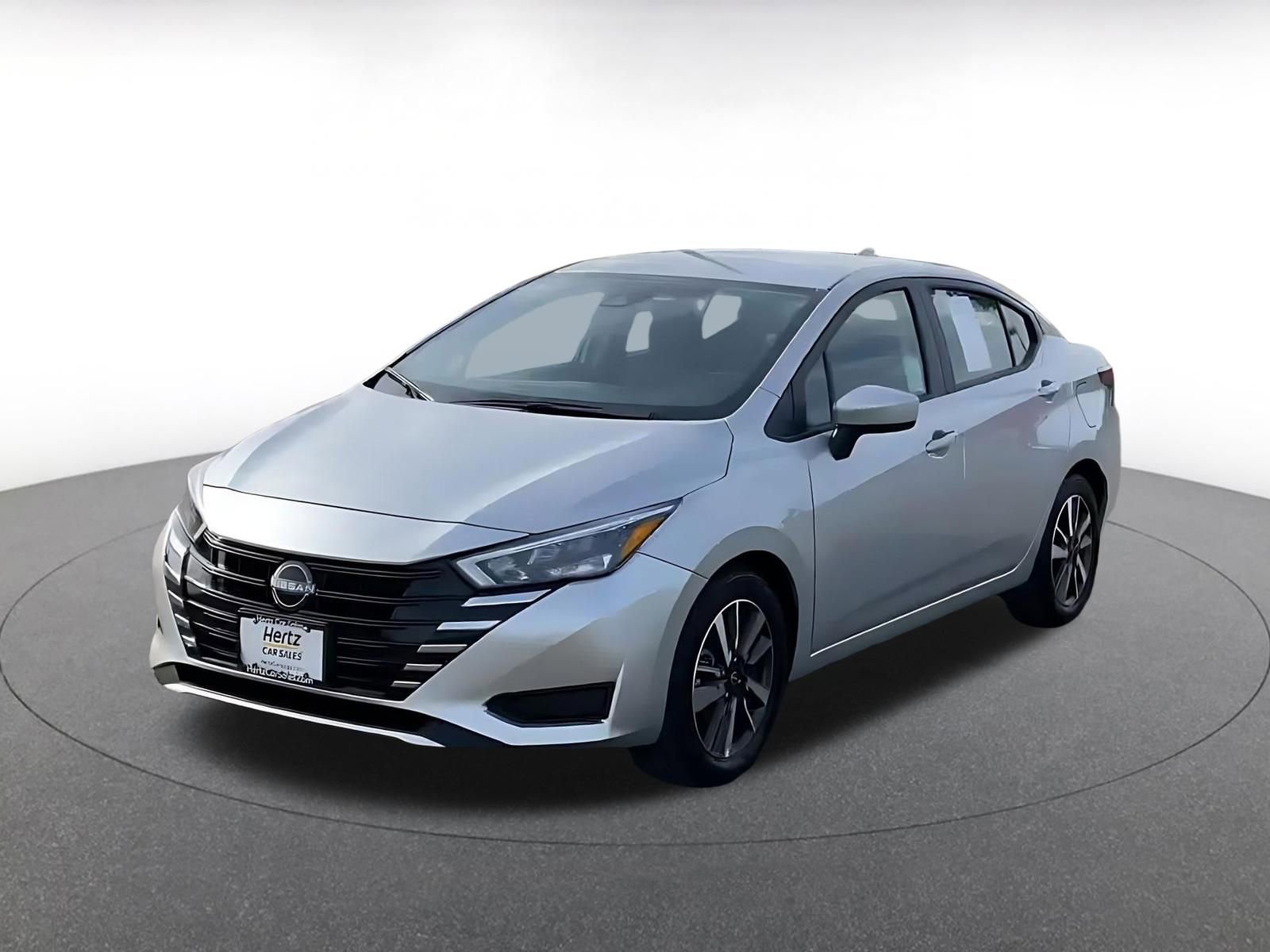 Used 2025 Nissan Versa SV FWD image 7