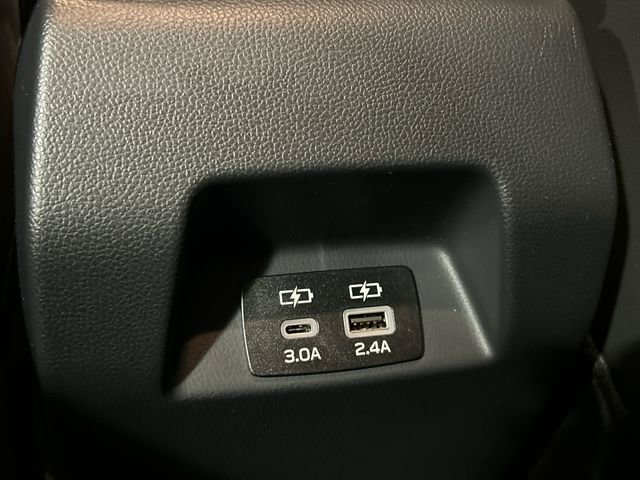 Used 2024 Subaru Crosstrek 2.0i Premium image 24
