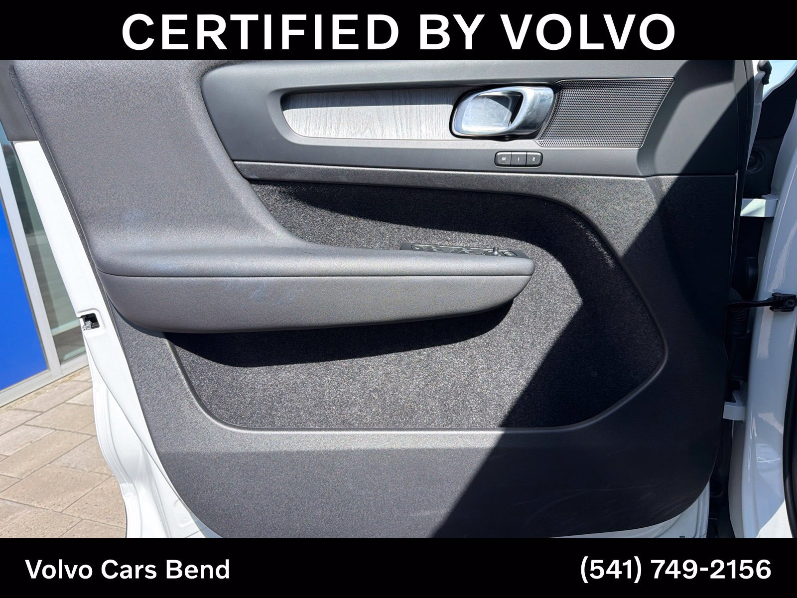 Certified 2026 Volvo XC40 B5 Plus AWD/4WD image 18