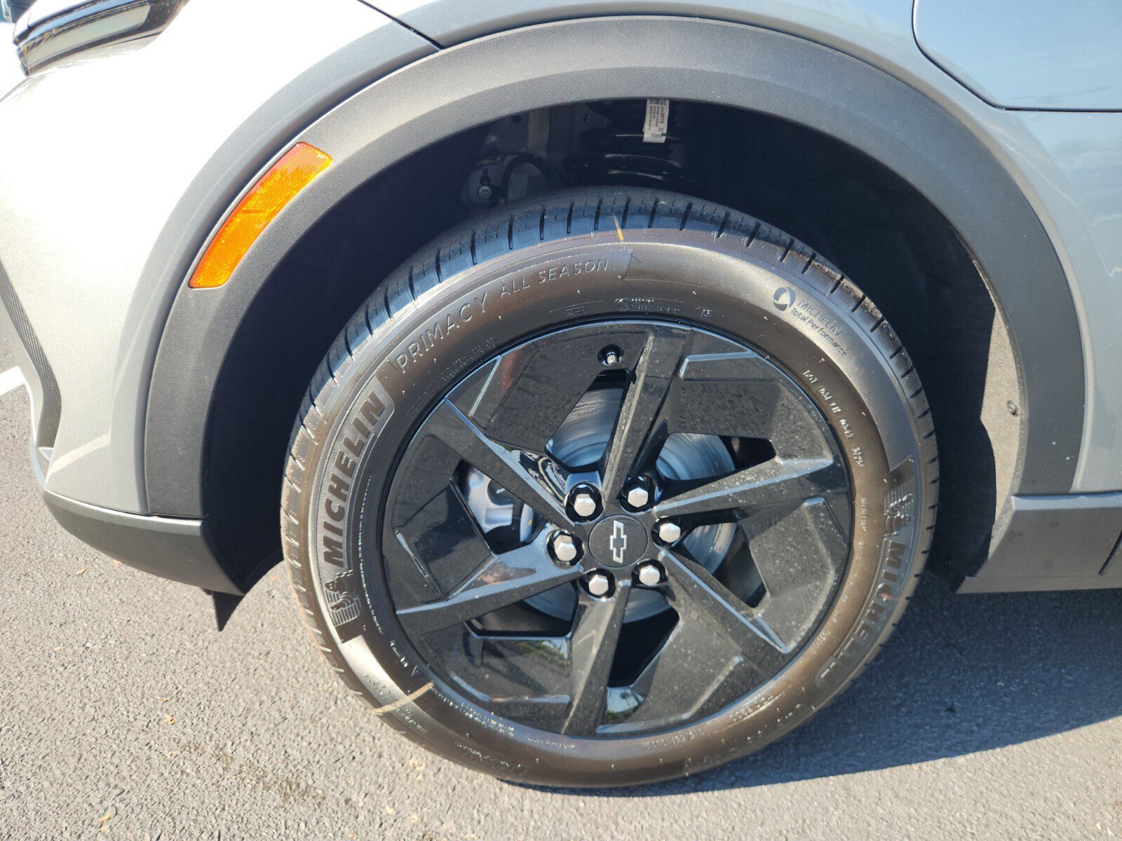 New 2026 Chevrolet Equinox EV LT image 4