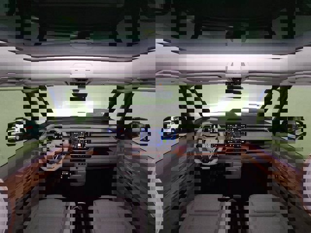 New 2025 Volkswagen ID. Buzz 1st Edition image 23