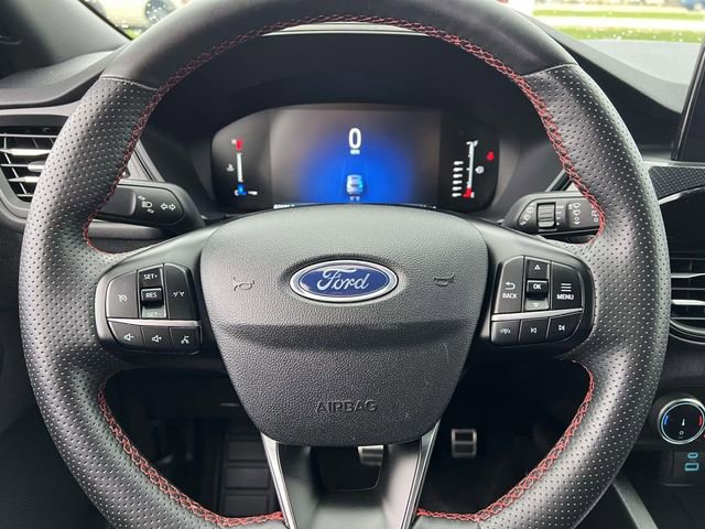 Used 2023 Ford Escape ST-Line image 15