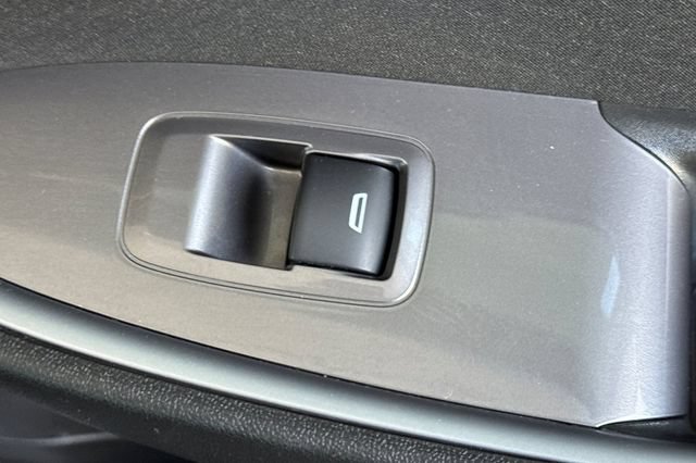 Used 2024 Chevrolet Malibu LT FWD image 22
