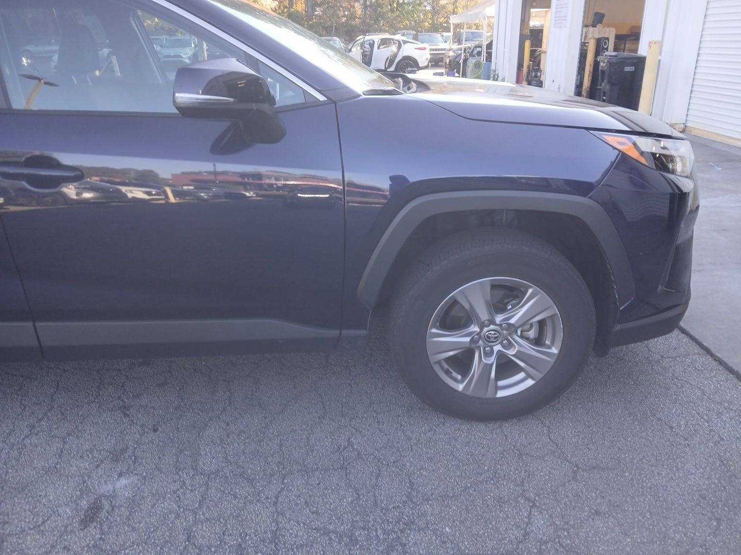 Used 2025 Toyota RAV4 XLE image 9