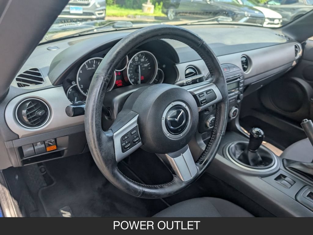 Used 2012 MAZDA MX-5 Miata Sport w/ Convenience Pkg RWD image 13