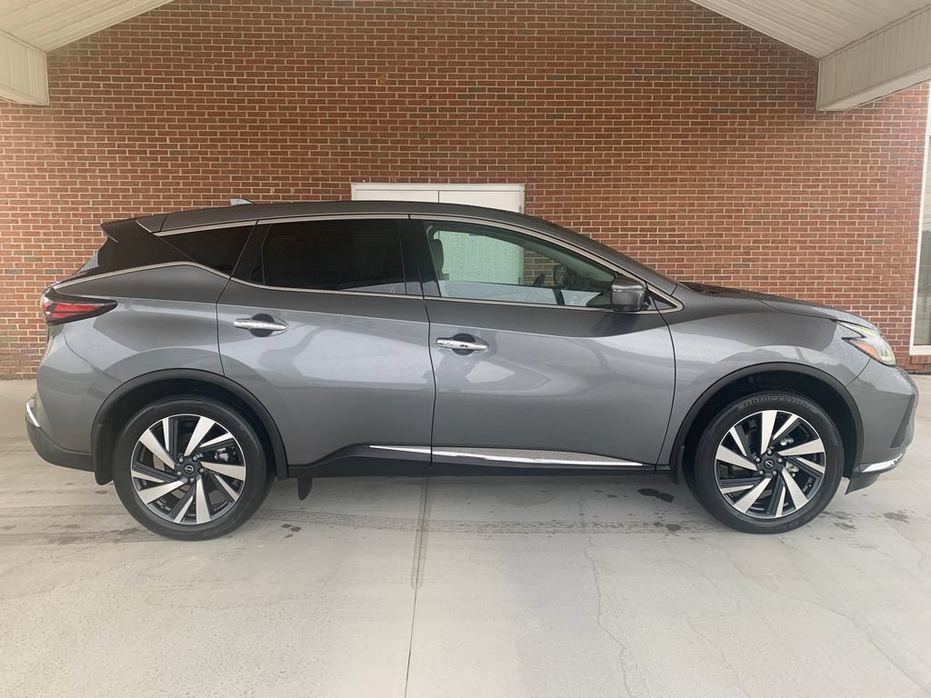 Used 2023 Nissan Murano SL w/ SL Moonroof Package FWD image 2