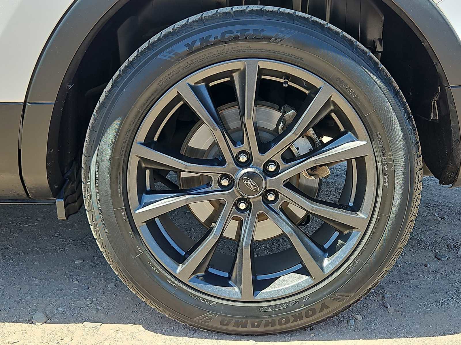 Used 2018 Ford Explorer XLT w/ Equipment Group 202A FWD image 13