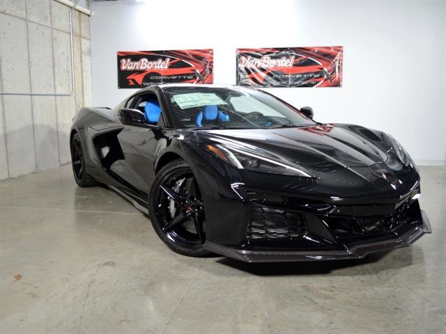 New 2025 Chevrolet Corvette E-Ray w/ ZER Performance Package image 1