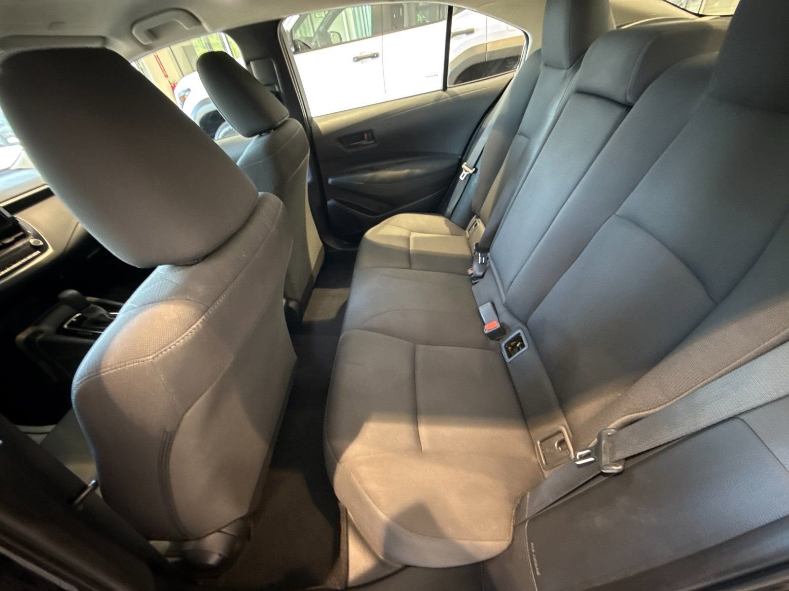 Used 2023 Toyota Corolla LE FWD image 12