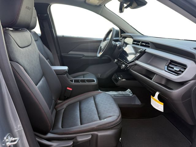 Used 2027 Chevrolet Bolt RS w/ Technology Package FWD image 13