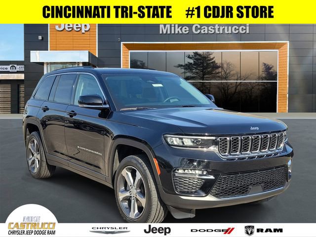 Used 2023 Jeep Grand Cherokee Limited AWD/4WD image 1