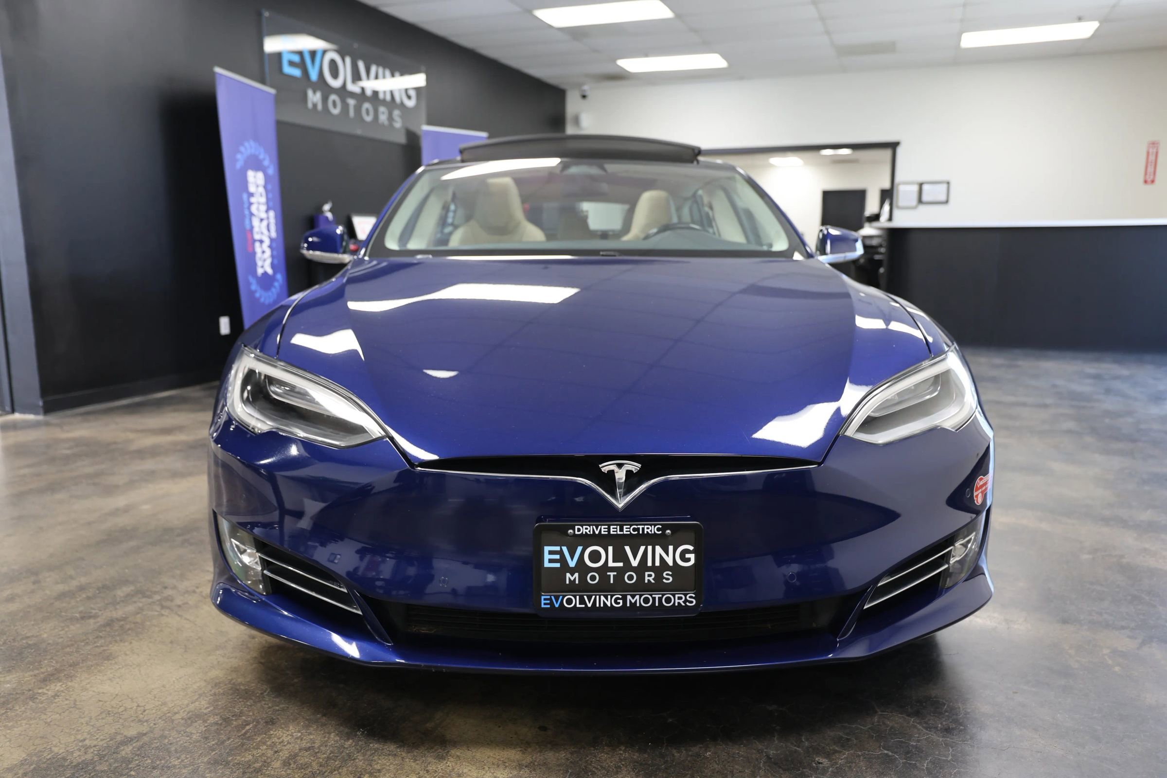 Used 2016 Tesla Model S 90D AWD/4WD image 6