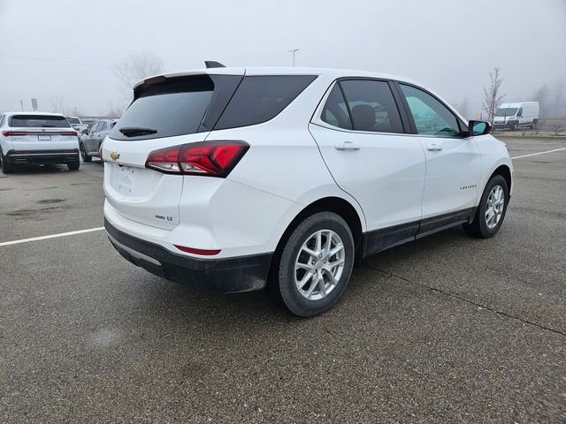 Used 2024 Chevrolet Equinox LT w/ LPO, Floor Liner Package image 7