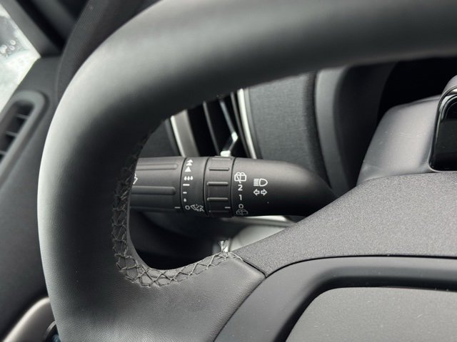 Certified 2025 Ford Expedition Max Active image 32