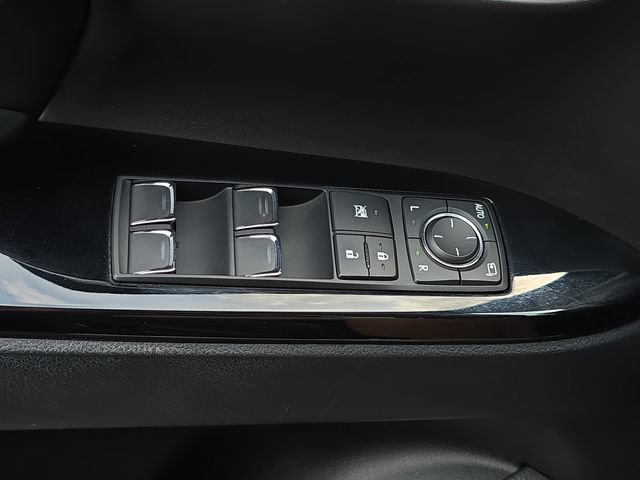 Used 2019 Lexus LX 570 4WD w/ Luxury Package image 30