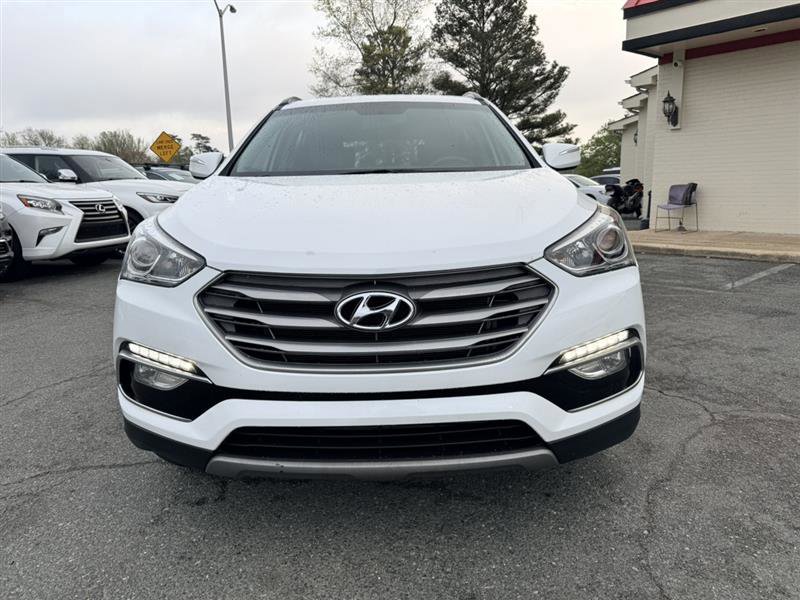 Used 2017 Hyundai Santa Fe Sport AWD/4WD image 2