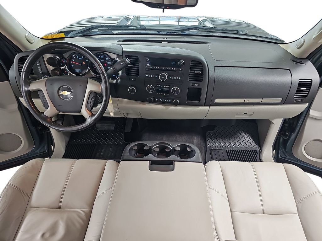 Used 2011 Chevrolet Silverado 2500 LT w/ Interior Plus Package image 11