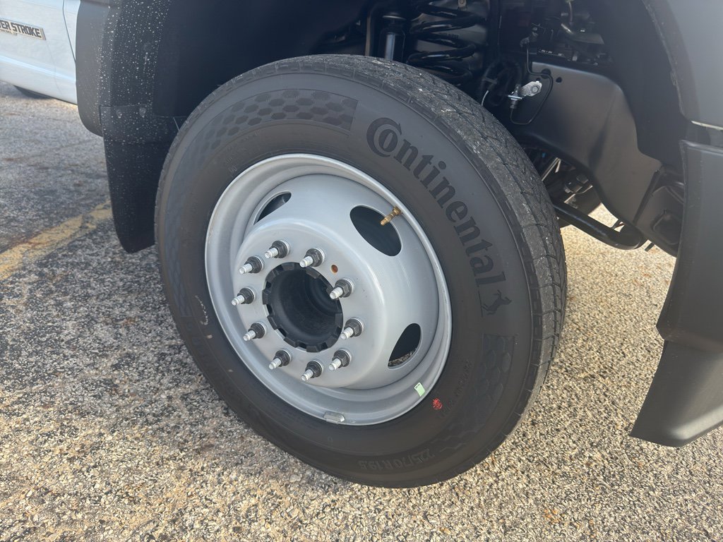 New 2026 Ford F450 XL w/ Ambulance Prep Package image 10