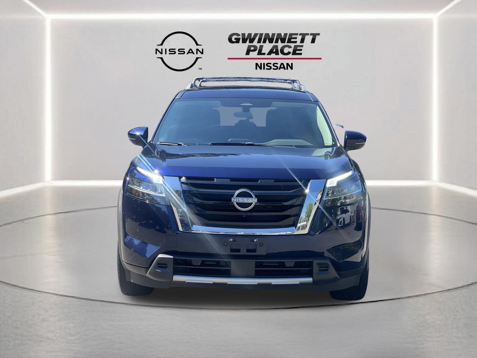 Used 2023 Nissan Pathfinder SL AWD/4WD image 27