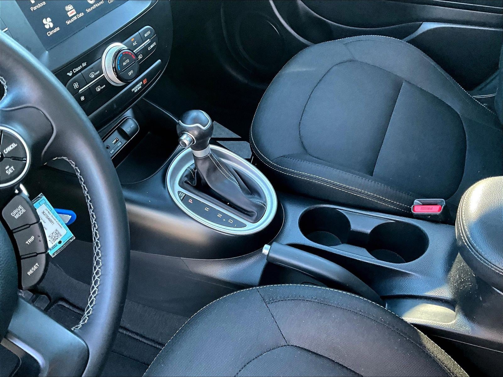 Used 2018 Kia Soul + FWD image 17